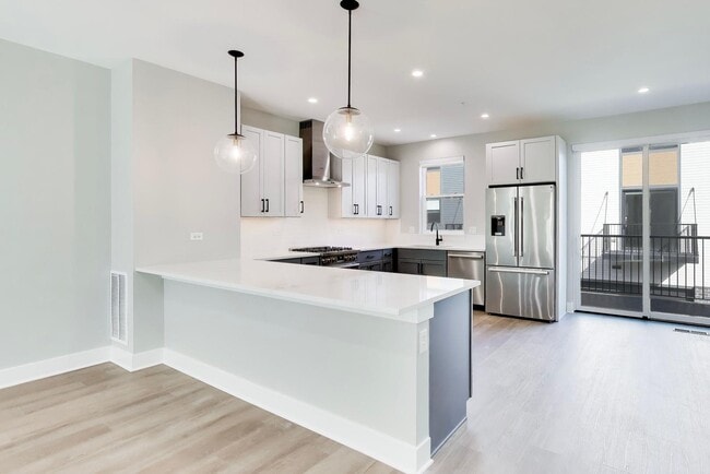 Building Photo - 5424 Old Orchard Rd