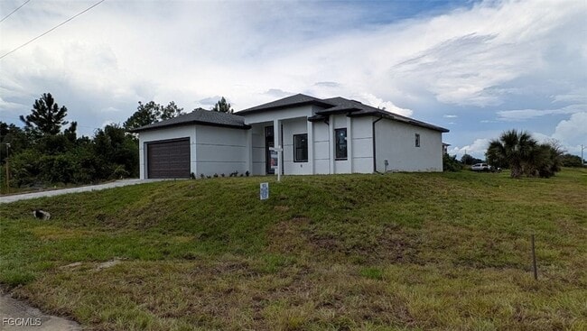 Primary Photo - 3302 E 18th St