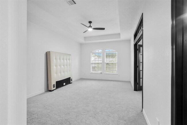 Building Photo - 2523 Watts St