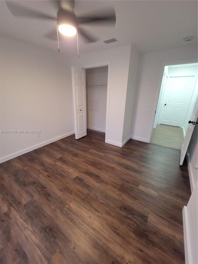 Building Photo - 3415 Sulstone Dr