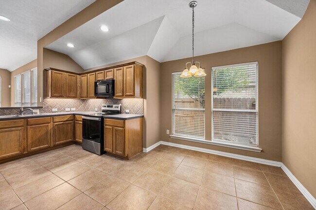 Building Photo - 7206 Hollow Field Ln