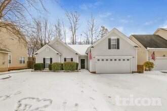 Building Photo - 153 Devon Forrest Dr