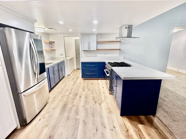 Building Photo - Fully Remodeled 3/2 in Northwest Fresno