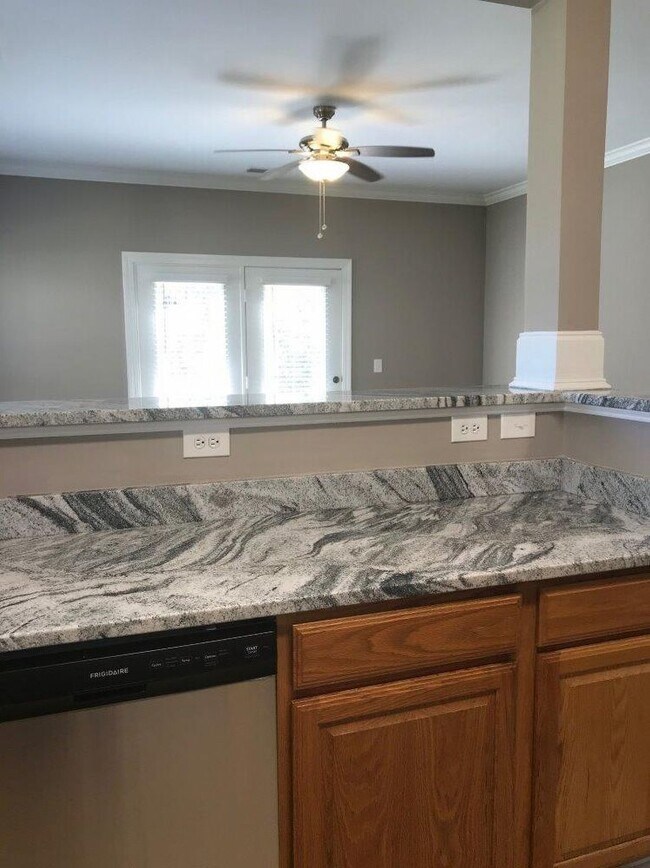 Building Photo - SHADY GROVES