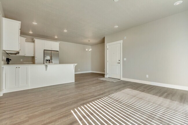 Building Photo - 1128 S 820 E