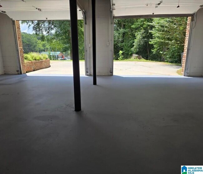 Building Photo - 2836 Vestavia Forest Pl