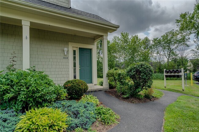 Building Photo - 2404 Pipers Ct