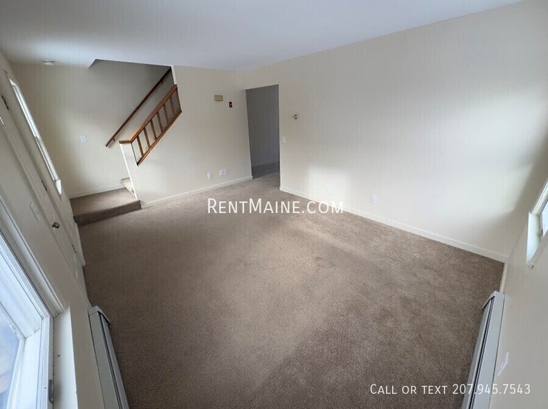 Building Photo - 53 Valley View Ln