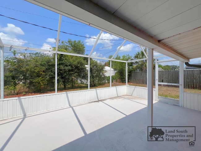 Building Photo - 2126 Smithfield Pl