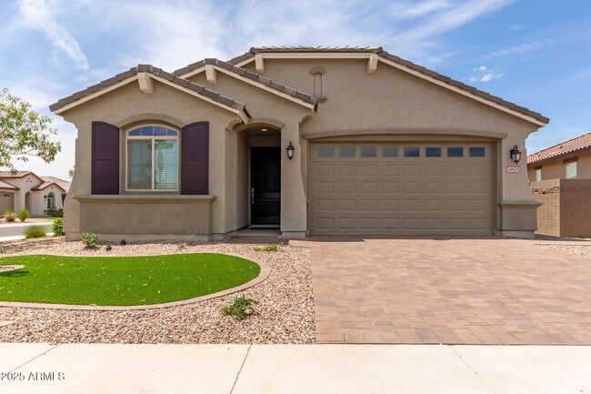 Primary Photo - 34906 N Hawley Dr
