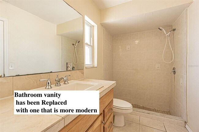 Building Photo - 4149 Floramar Terrace