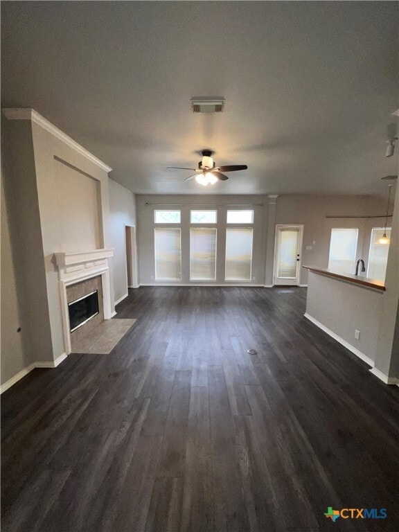 Building Photo - 1734 Oak Forest Dr