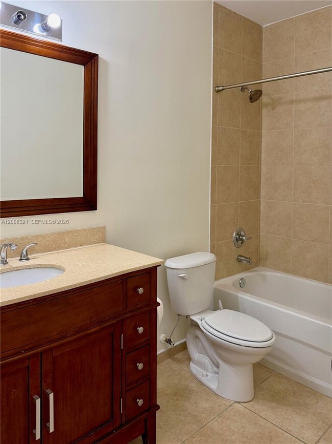 Building Photo - 10747 NW 76th Ln