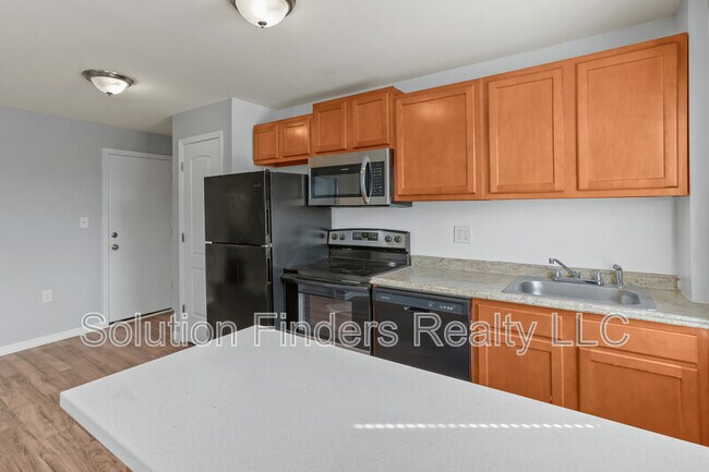 Building Photo - 2956 Yorkway
