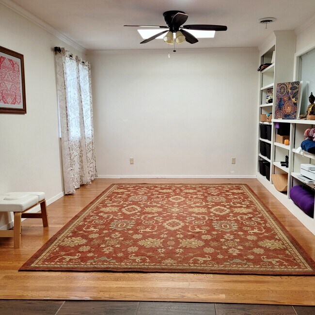 Building Photo - 1719 Brazo Cir