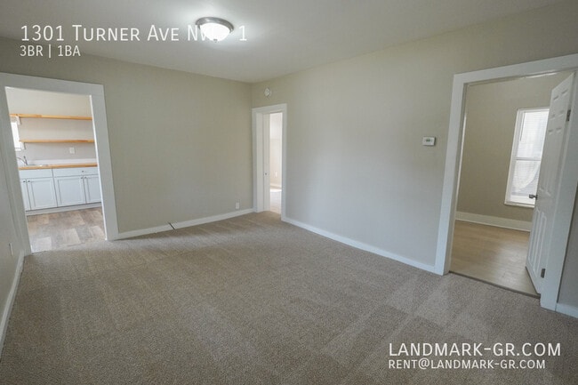 Building Photo - 1301 Turner Ave NW