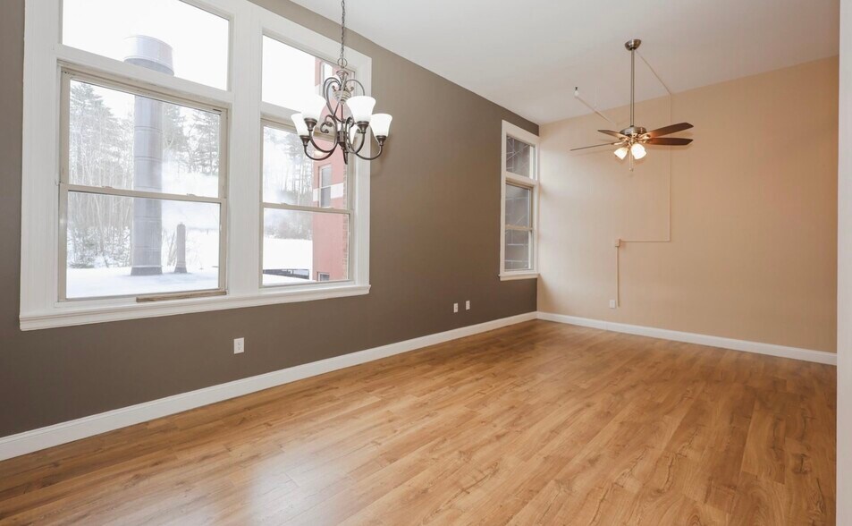 Living & Dining RM - 15 Mount Saint Marys Way