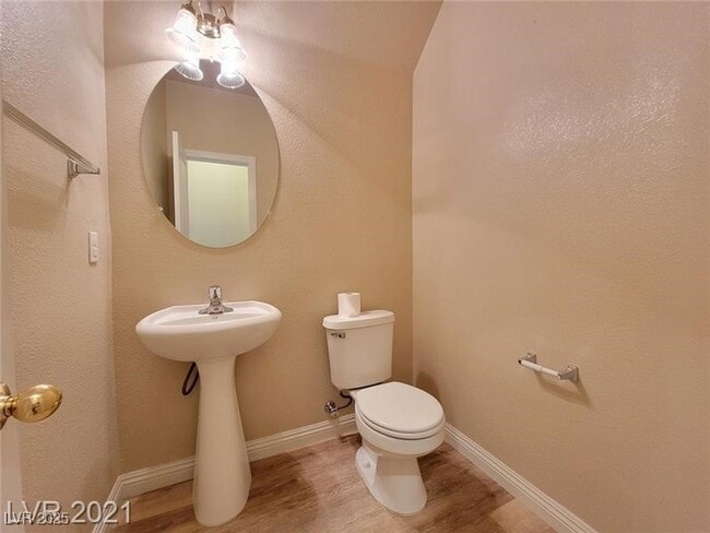 Building Photo - 9132 Spumante Ave