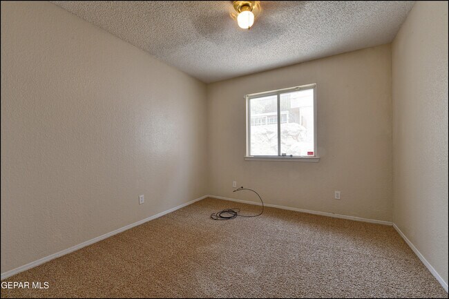 Building Photo - 11109 Loma Grande Dr
