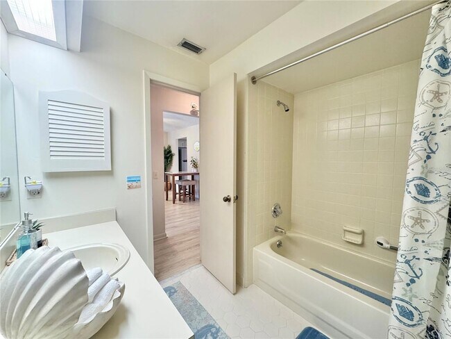 Building Photo - 2246 Firestone Pl