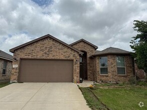 Building Photo - 1125 Pierz Dr