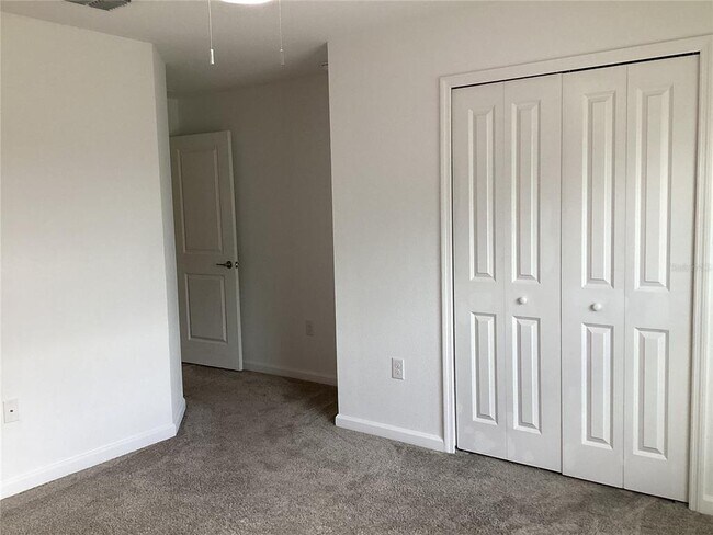 Building Photo - 260 Pershing St