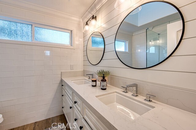 Building Photo - 33391 Periwinkle Dr