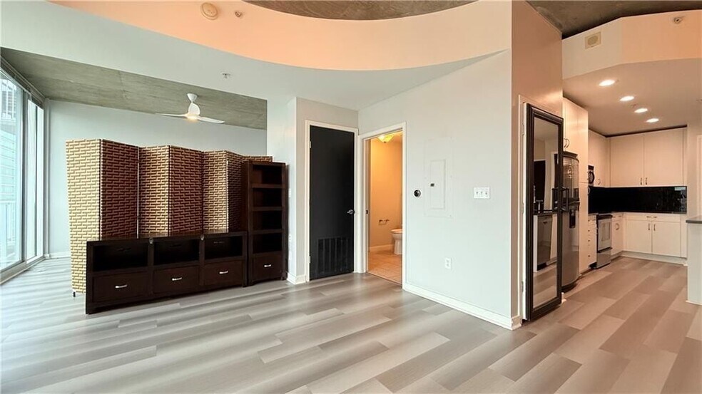 Building Photo - 860 Peachtree St NE
