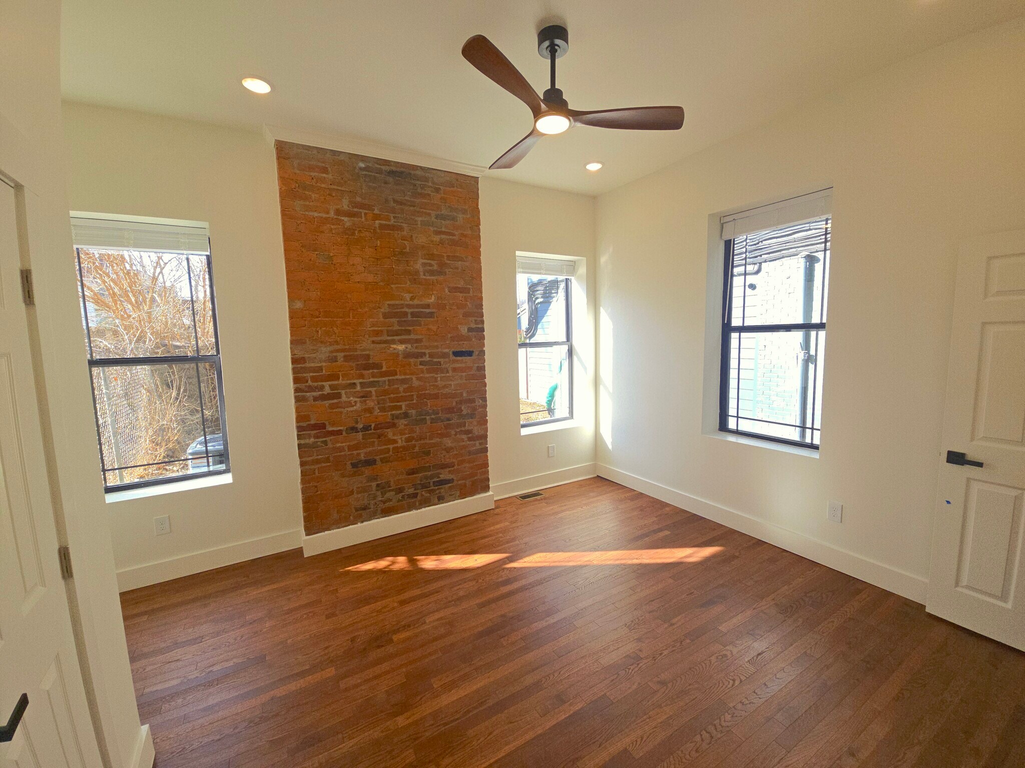 Building Photo - 1207 Lee St