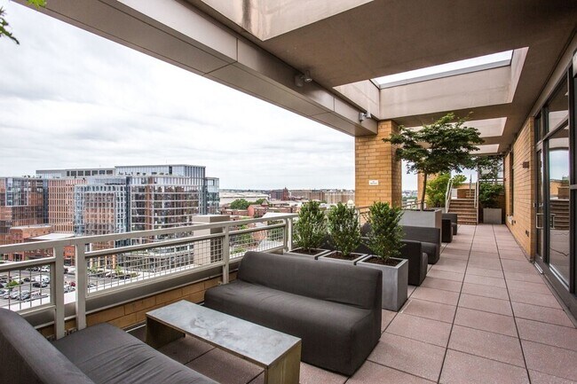 Building Photo - 475 K St NW