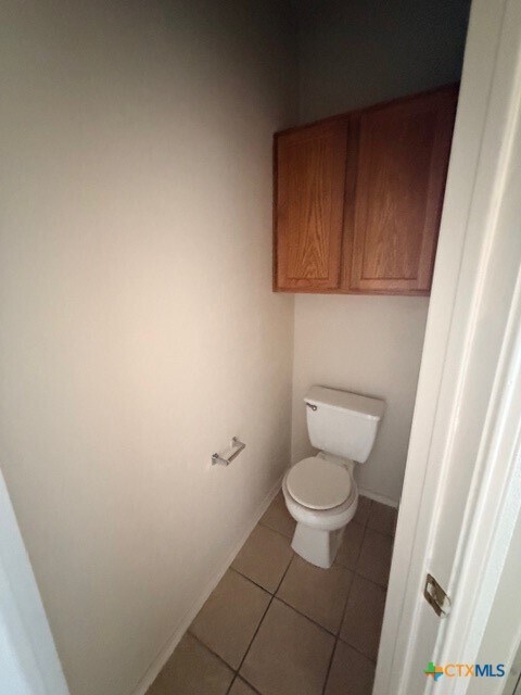 Building Photo - 225 Memory Ln