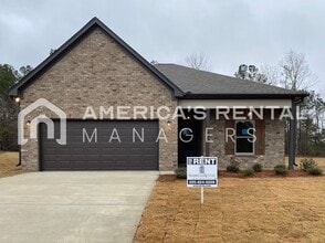 Building Photo - Home for Rent in Jemison, A!!   Sign a 13 month lease by 4/15 to GET 1 MONTH FREE RENT!!