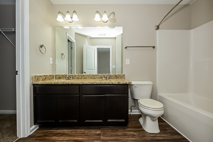 Building Photo - 2435 Marlin Dr