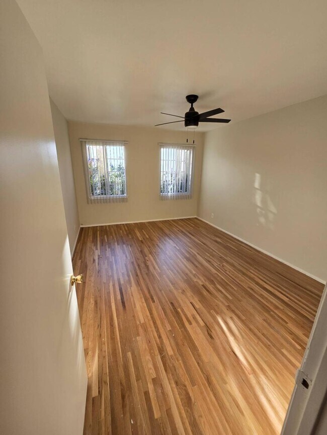 Building Photo - 1.0 bedroom in Pasadena California 91106