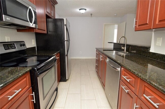 Building Photo - 10265 Gandy Blvd N