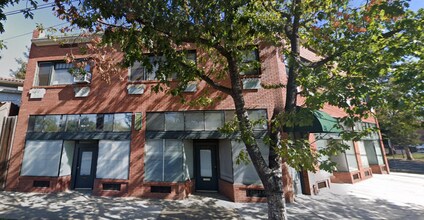 Building Photo - 3129 Broadway