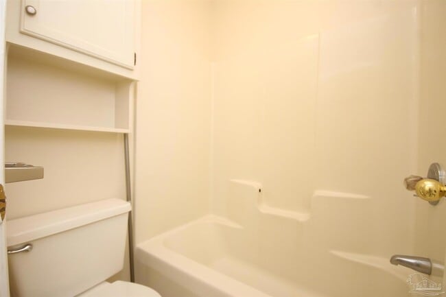 Building Photo - 7033 Weatherwood Dr