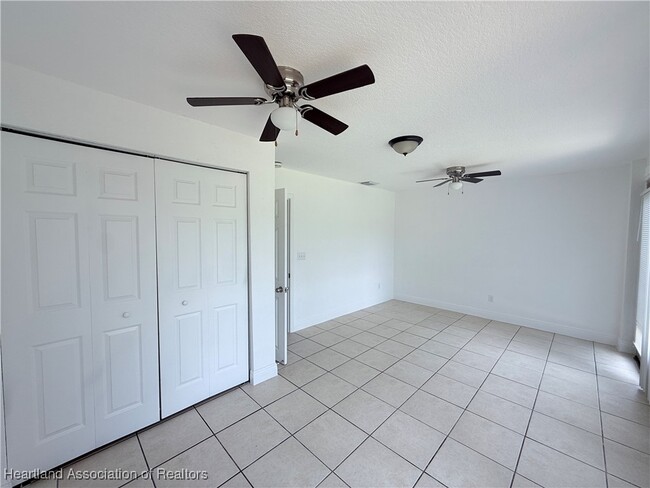Building Photo - 944 Galaxy Ave