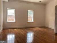 Building Photo - 1426 Wisconsin Ave NW