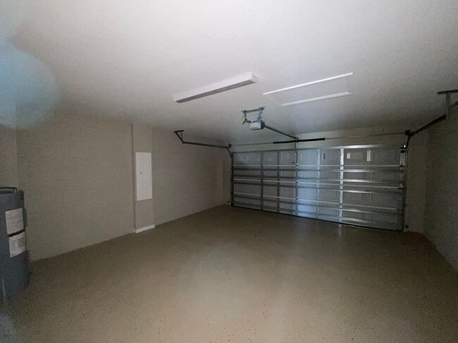 Building Photo - Limited Time Rent Reduction and NO applica...