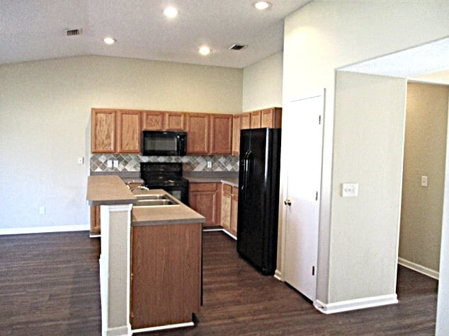 Building Photo - 1472 Redbird Creek Dr