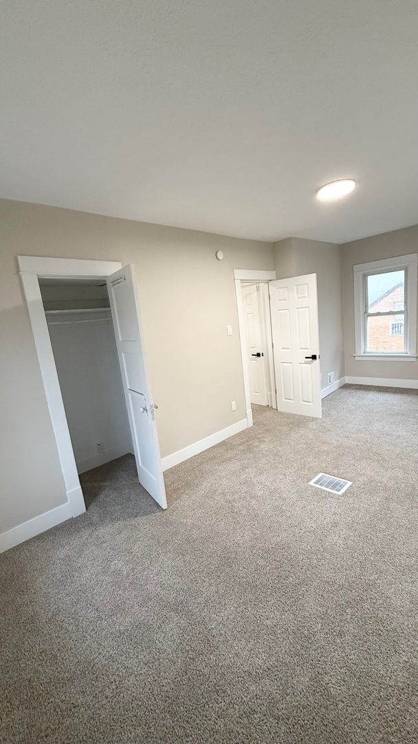 Building Photo - Newly Remodeled 3 Bedroom in Overbrook- Garage and Central AC!!