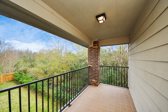 Building Photo - 18006 E Williams Bend Dr