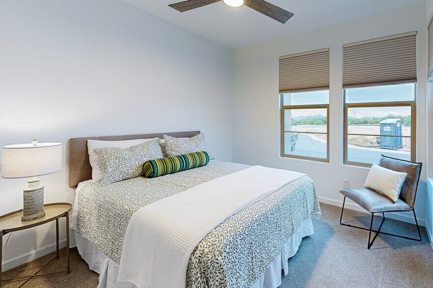 Building Photo - 18328 E Spring Valley Ct