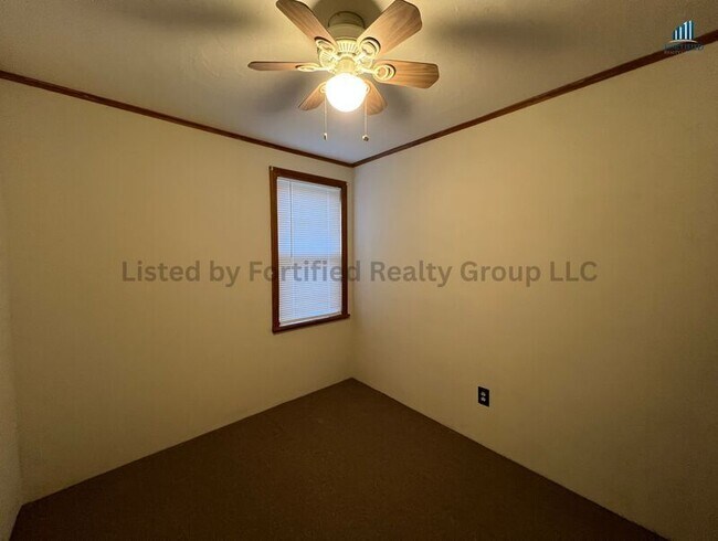 Building Photo - 254 Robeson St