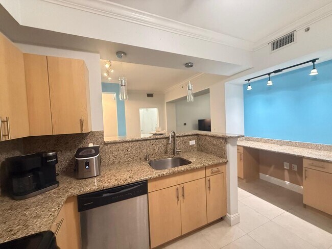 Building Photo - Modern Flagler Village Living at Sole Fort Lauderdale - SEASONAL RENTAL