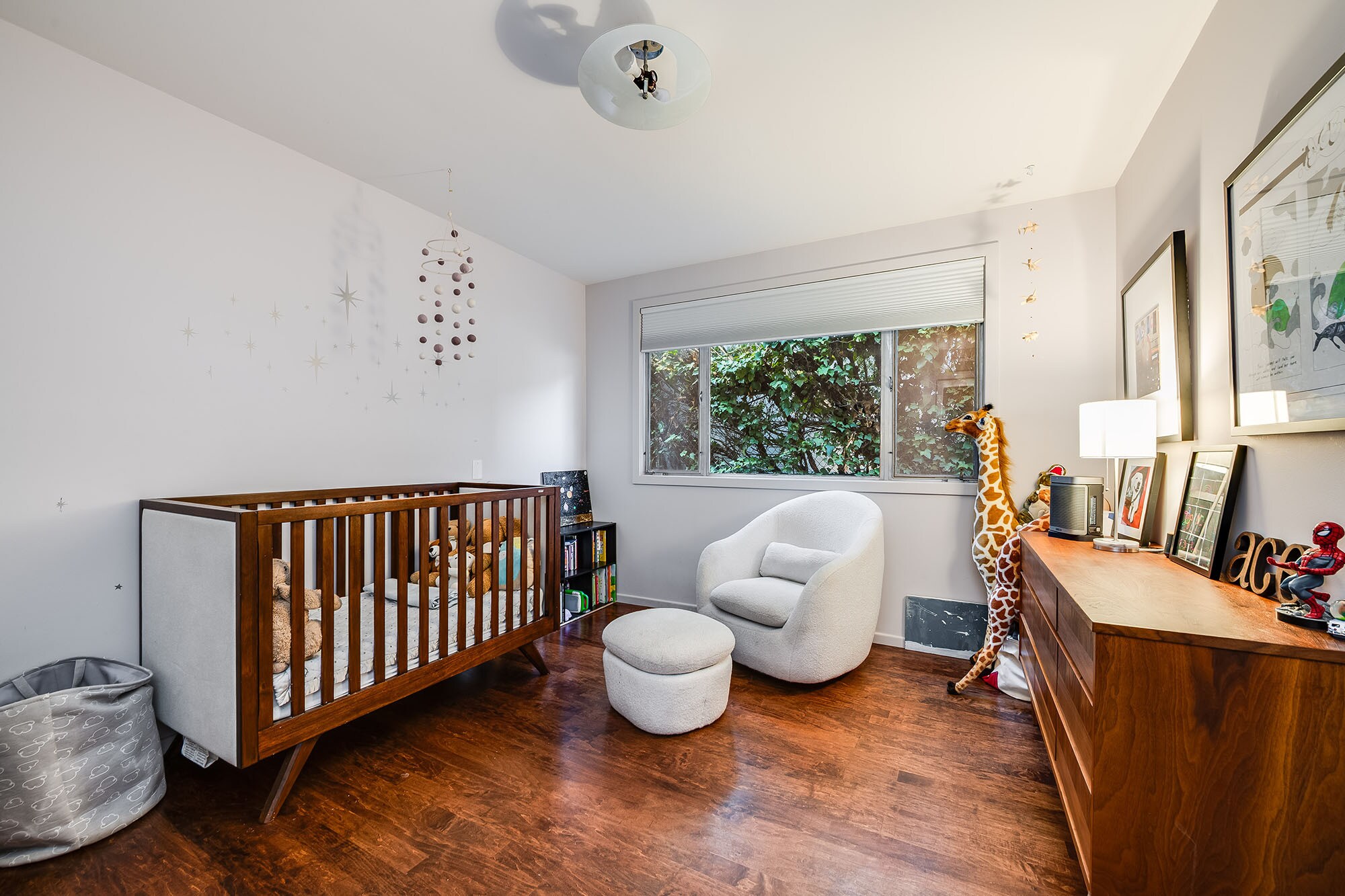 Building Photo - 2431 Carman Crest Dr