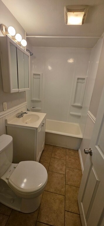 Building Photo - 77 Green St