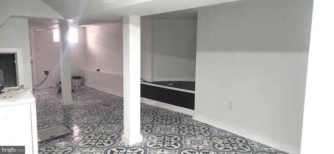 Building Photo - 4210 4th St NW