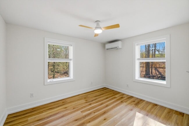 Building Photo - 2113 W Madison Ave